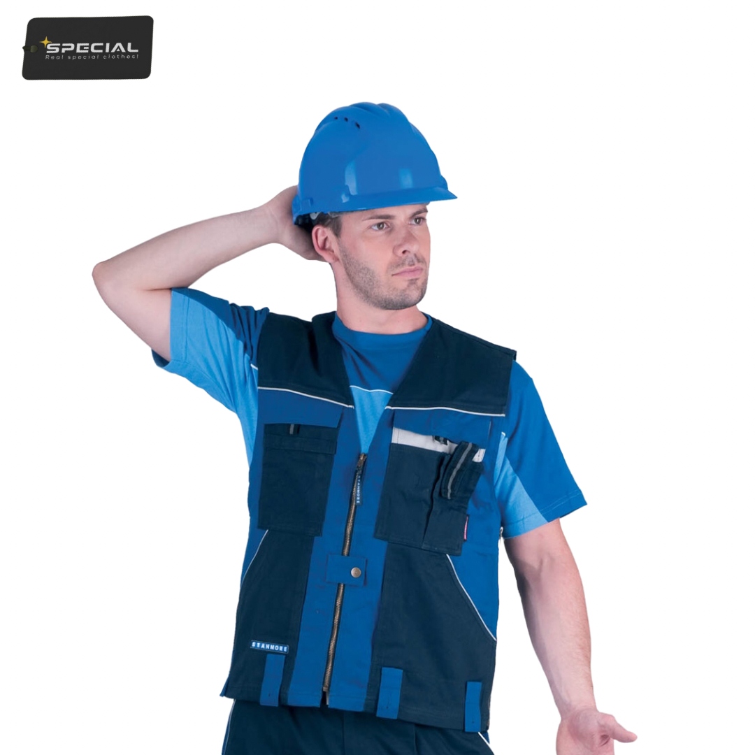 Ichki kiyimdagi uy qurilishi fotosurati