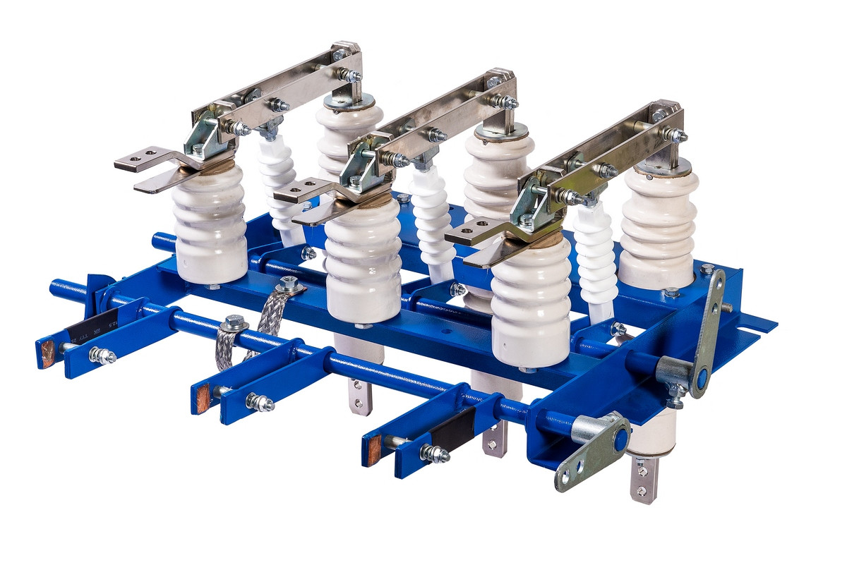 Замок на приводе разъединителя. Разъединитель РВЗ-10/400. РВФЗ-10/630. Трехполюсный высоковольтный разъединитель РВ-10/600. Разъединитель РЛНД-10.