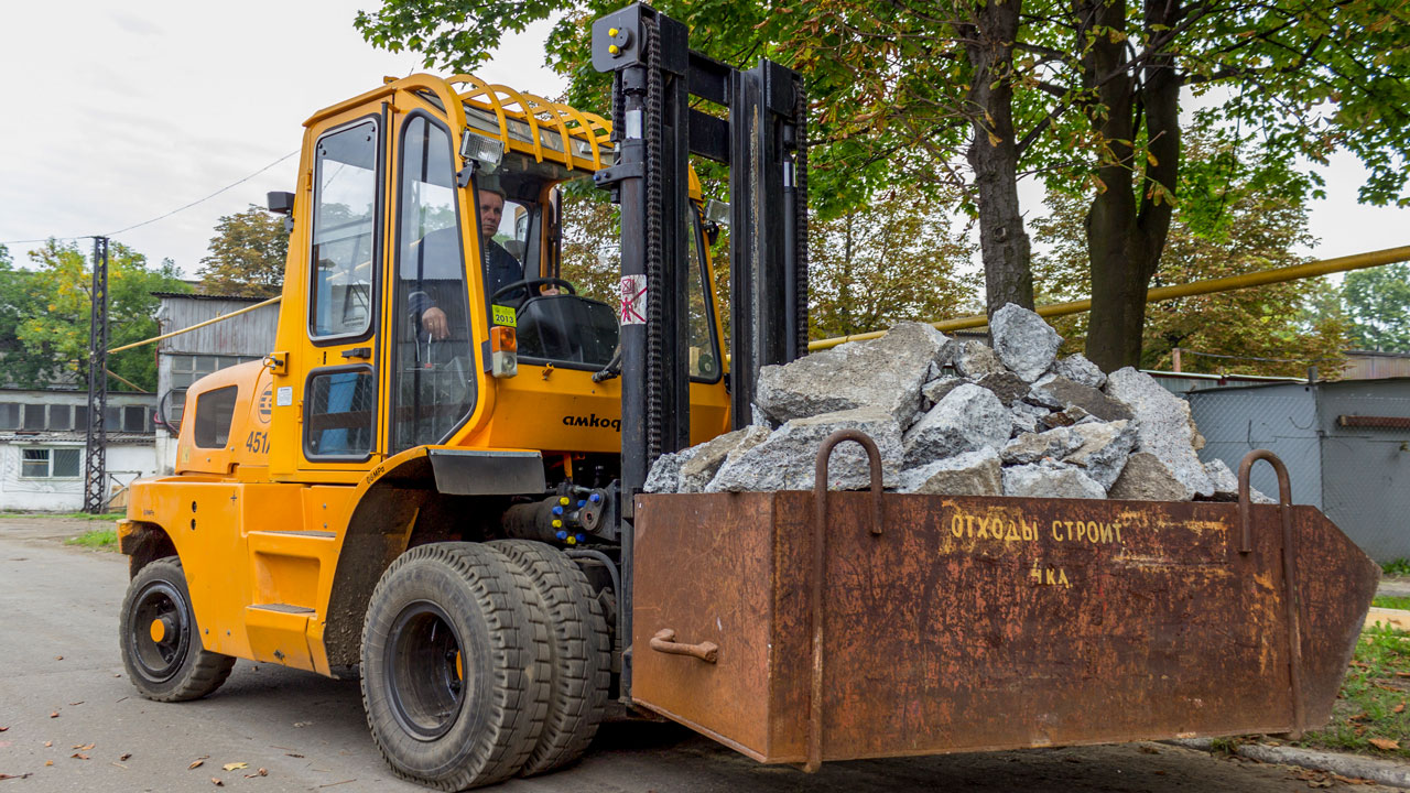 Автопогрузчик вилочный Амкодор 451А в Ташкенте цена договорная сум от ...