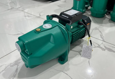 Jamoat transportida jinsiy buzuqlik Lolilar porno videolar